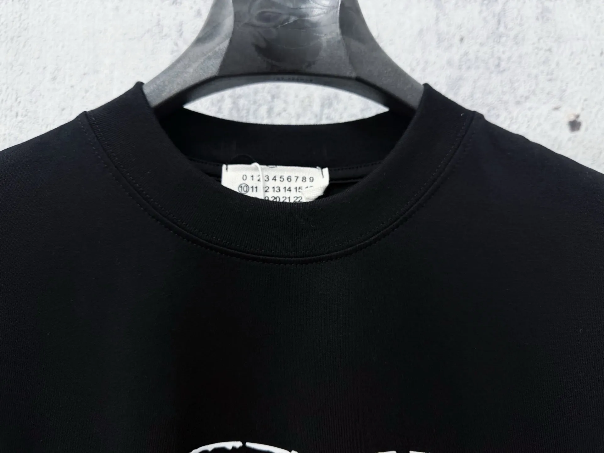 【Maison Margiela】 26ss T logo ， Same Style t Versatile ：Black，White Size：XS-L